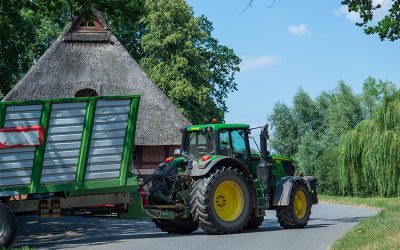 Rücksicht in der Erntezeit: Wenn Landwirtschaft unterwegs ist